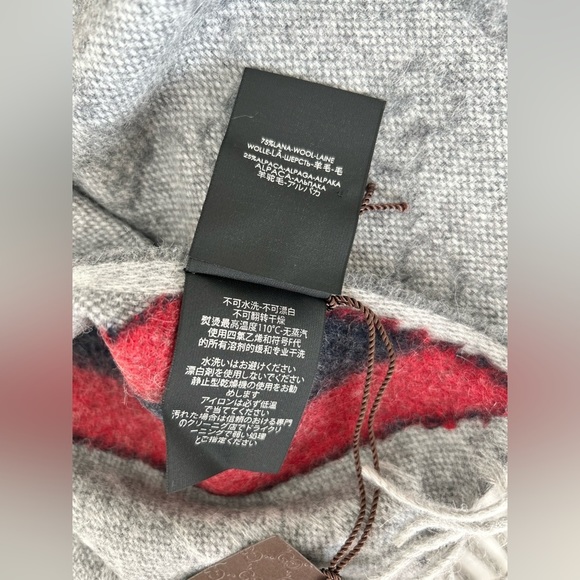 New With Tags Gucci Nikky Wool Alpaca Monogram Web light Gray Scarf Shawl Fringe - Picture 5 of 12